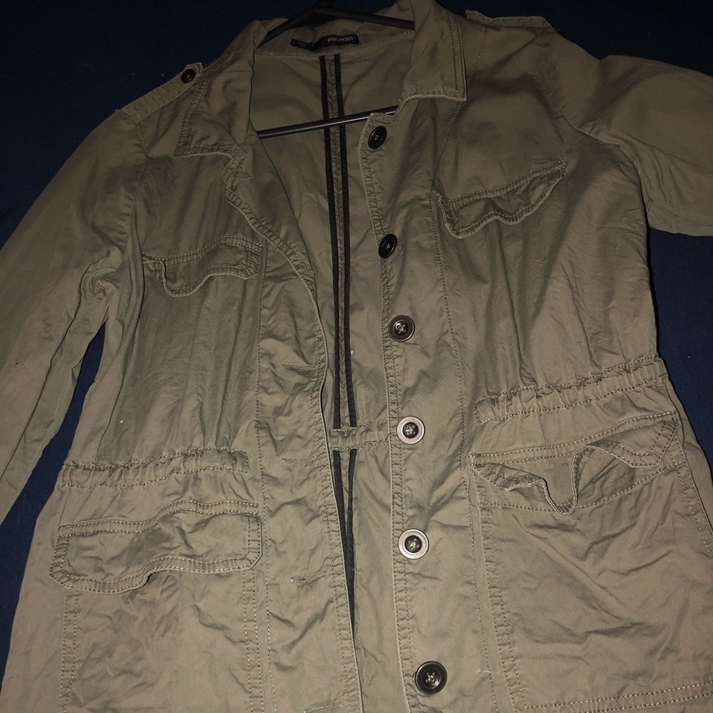 Maurice’s lightweight jacket, army green